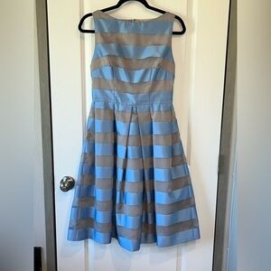 Lela Rose Pale Blue & Tan sleeveless Party fit & flare dress size 4